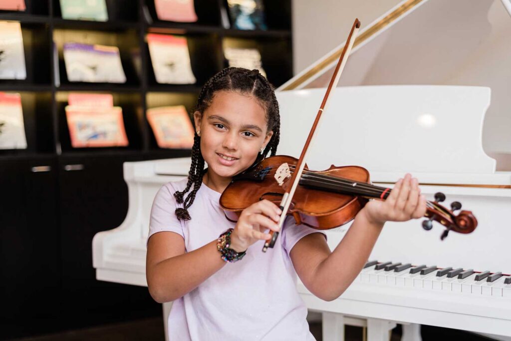 violin classes for kids in Angeles Academy of Music